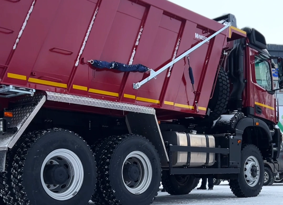 KAMAZ 65952: характеристики
