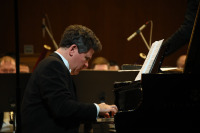 Денис Мацуев и оркестр Александра Сладковского дали концерт в Набережных Челнах